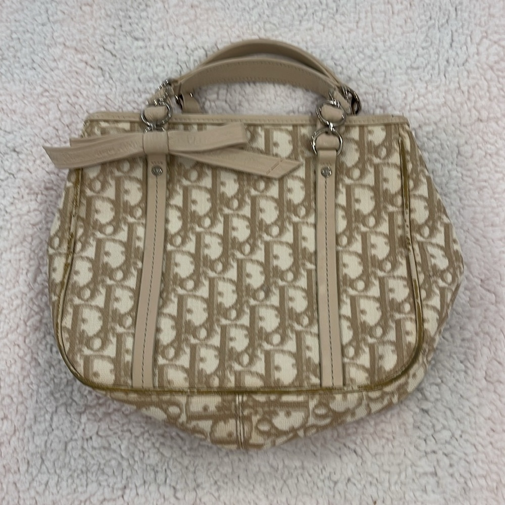 Authentic Christian Dior hand bag🔥sale